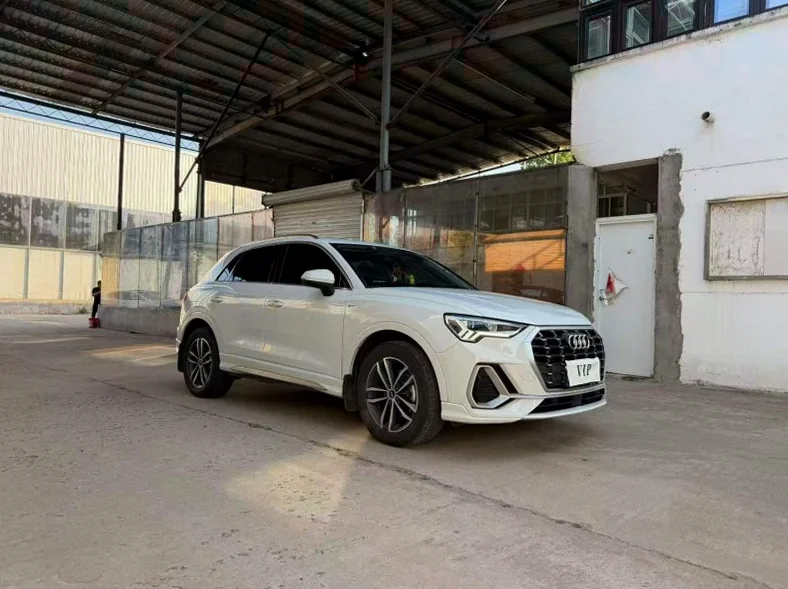 奥迪Q3 正面外观三