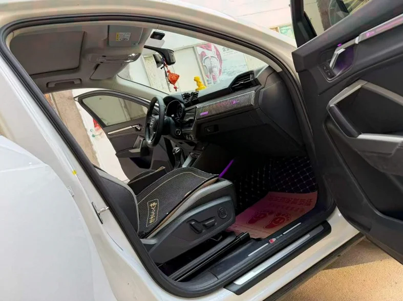 奥迪Q3 后面外观三