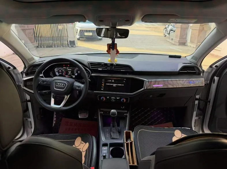 奥迪Q3 后面外观二