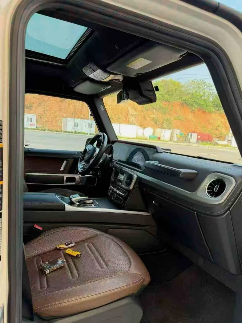 奔驰G 后面外观三