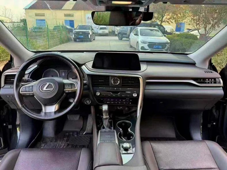 雷克萨斯RX 后面外观三