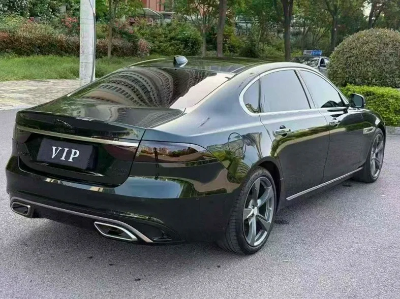 捷豹XFL 内饰前排