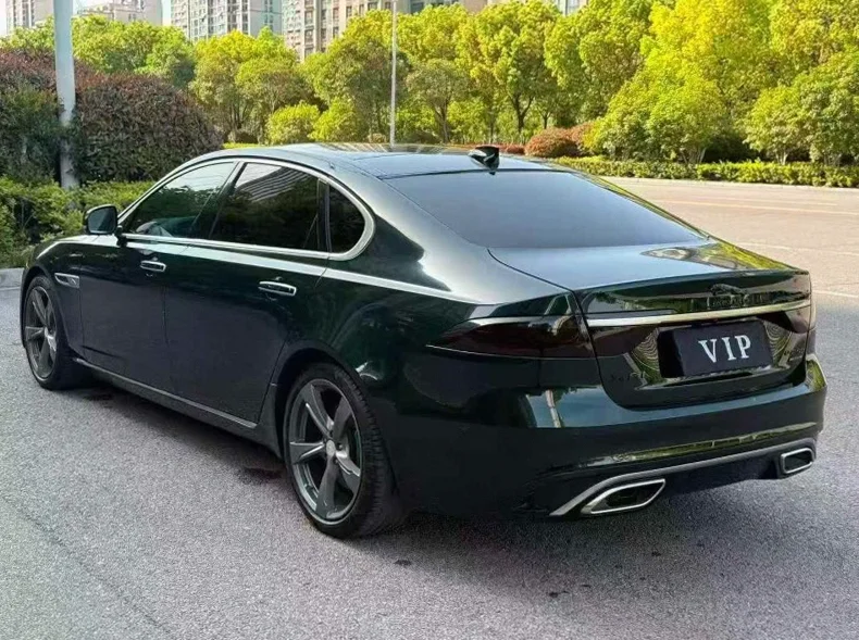 捷豹XFL 内饰后排