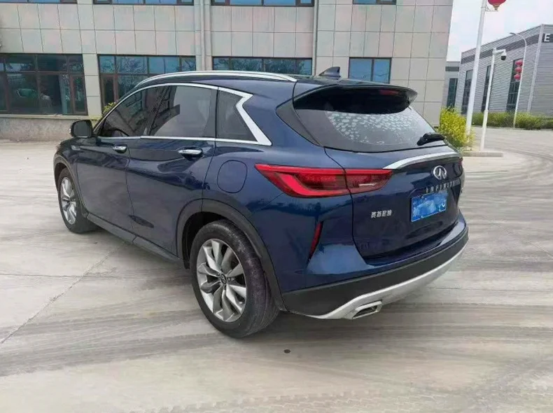 英菲尼迪QX50 内饰后排