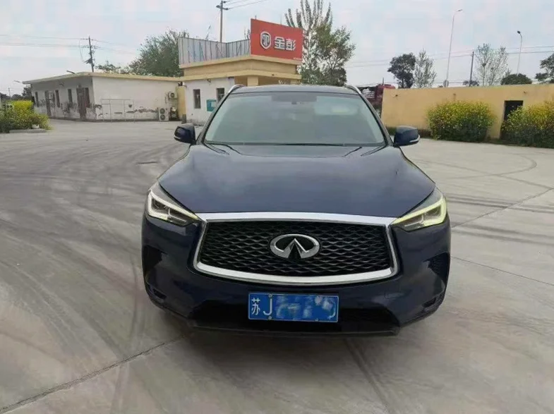 21年英菲尼迪QX50 2.0T两驱时尚版