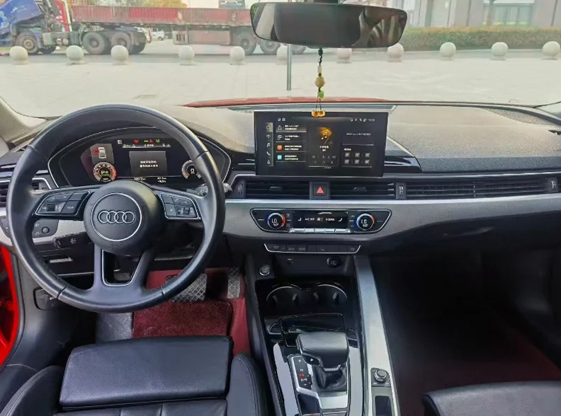 奥迪A5 内饰后排