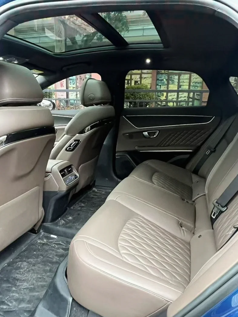 比亚迪汉 后面外观二