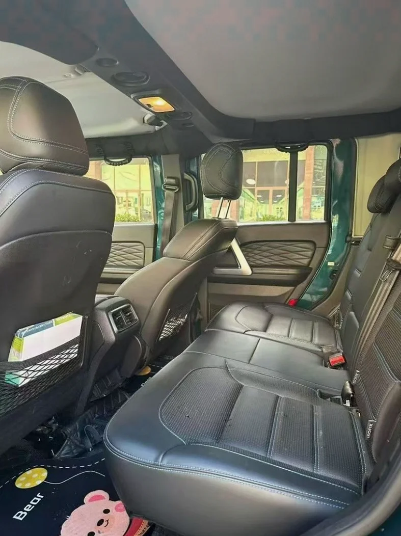 北京BJ40 内饰后排