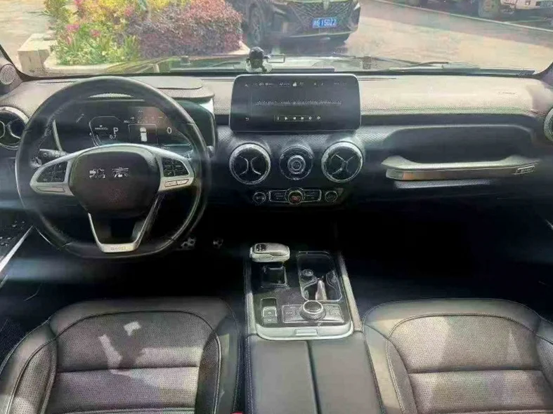 北京BJ40 后面外观一