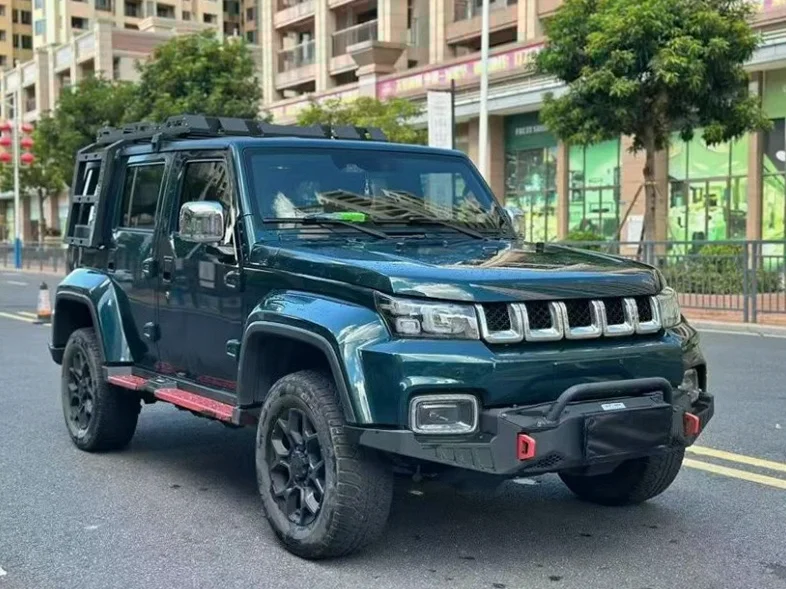 北京BJ40 正面外观二