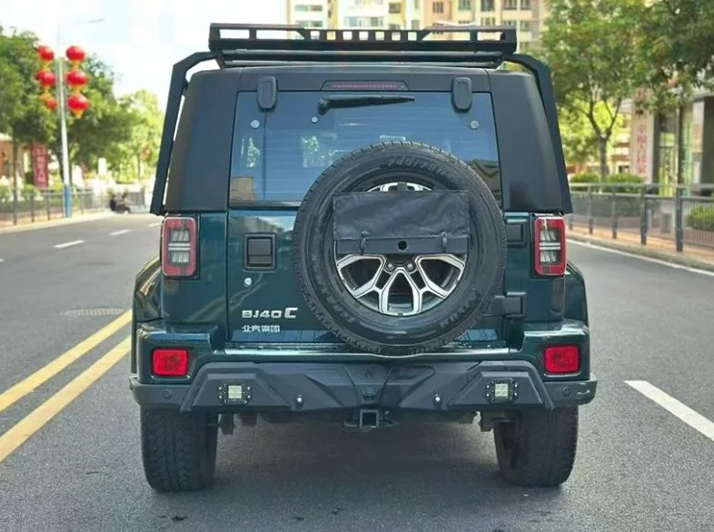 北京BJ40 驾驶室