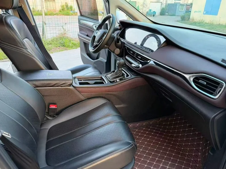 传祺M6 后面外观二