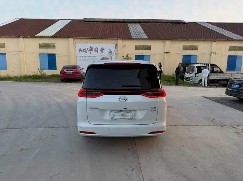 传祺M6 内饰后排