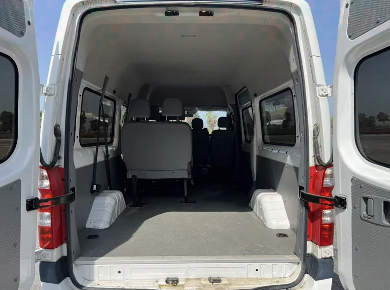 福田图雅诺 后面外观二