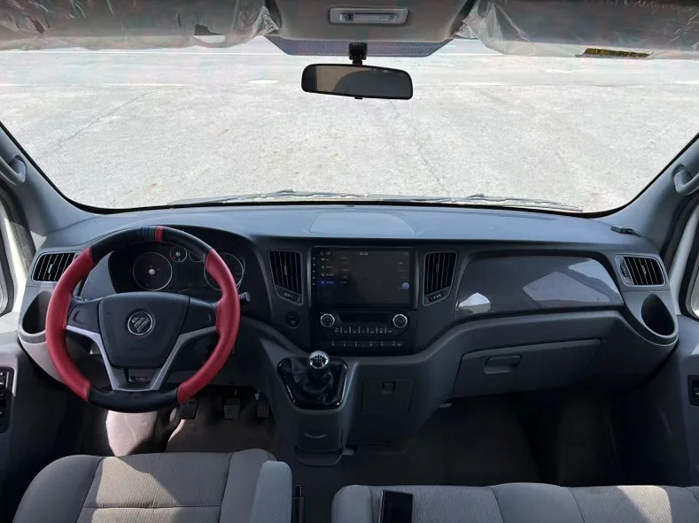 福田图雅诺 后面外观三