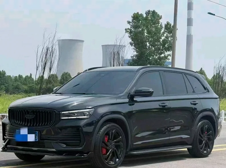 吉利星越 正面外观二