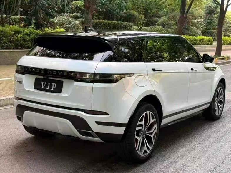 路虎极光 内饰前排