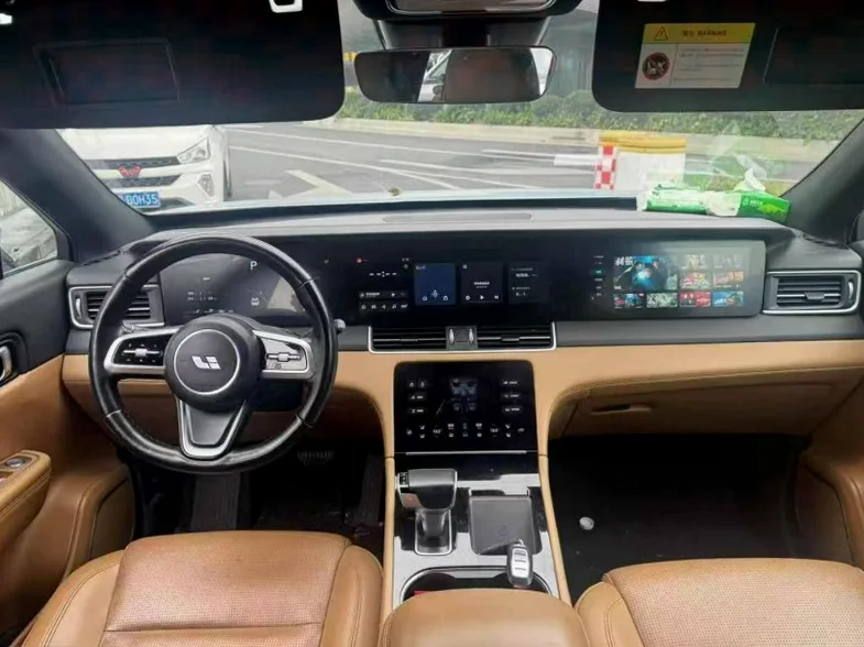 理想ONE 后面外观二