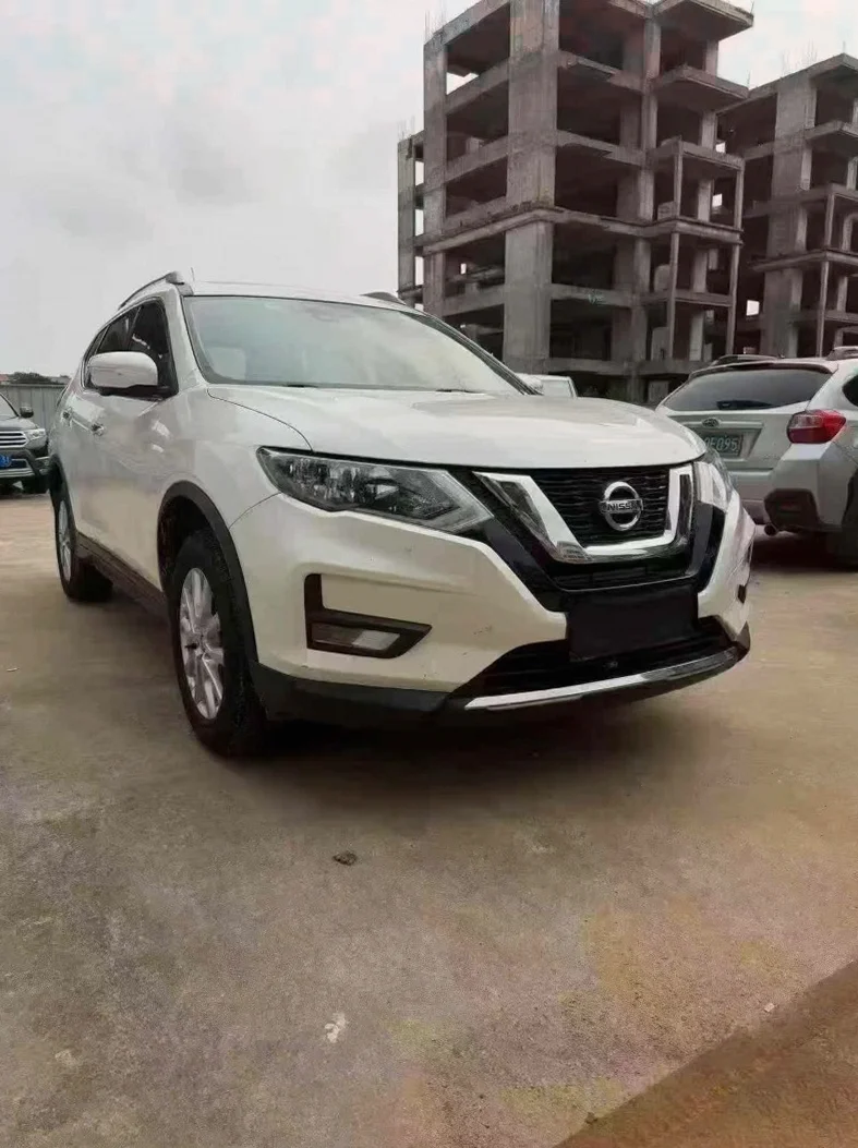 日产奇骏 正面外观三