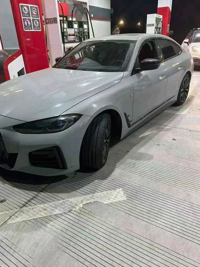 宝马4系 后面外观三