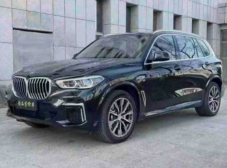 宝马X5 正面外观三