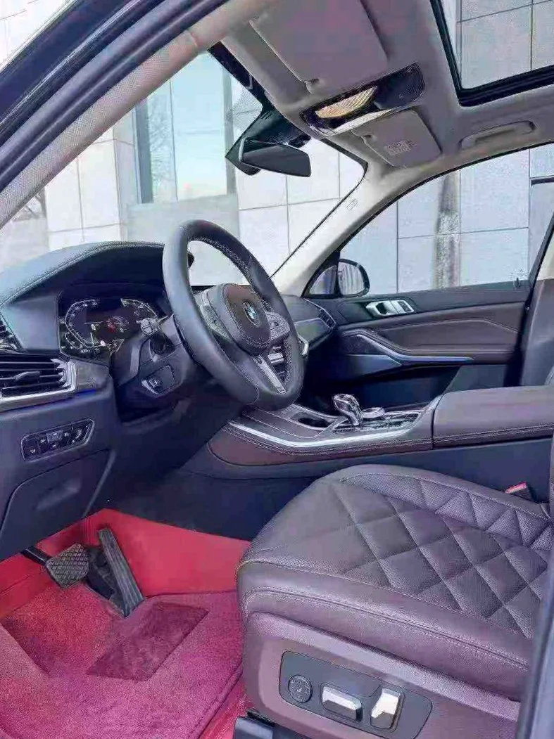 宝马X5 内饰前排