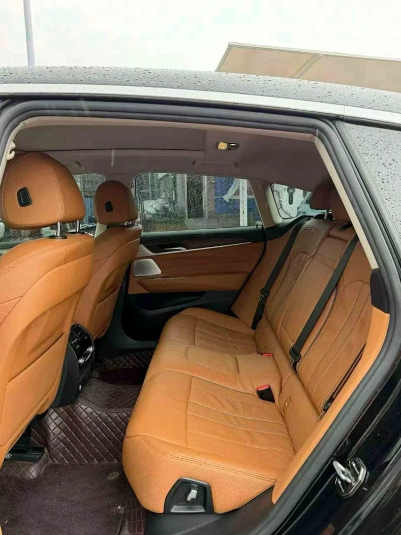 宝马6系 内饰前排