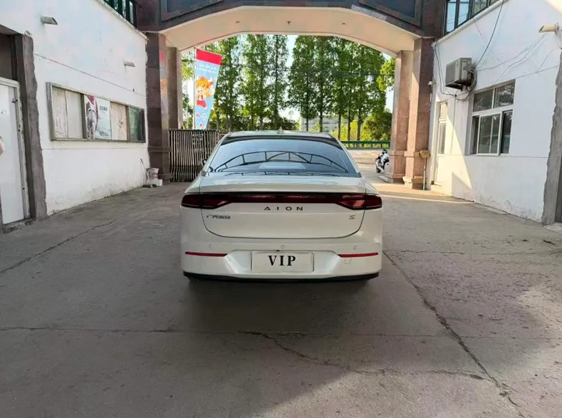 传祺埃安S580 驾驶室