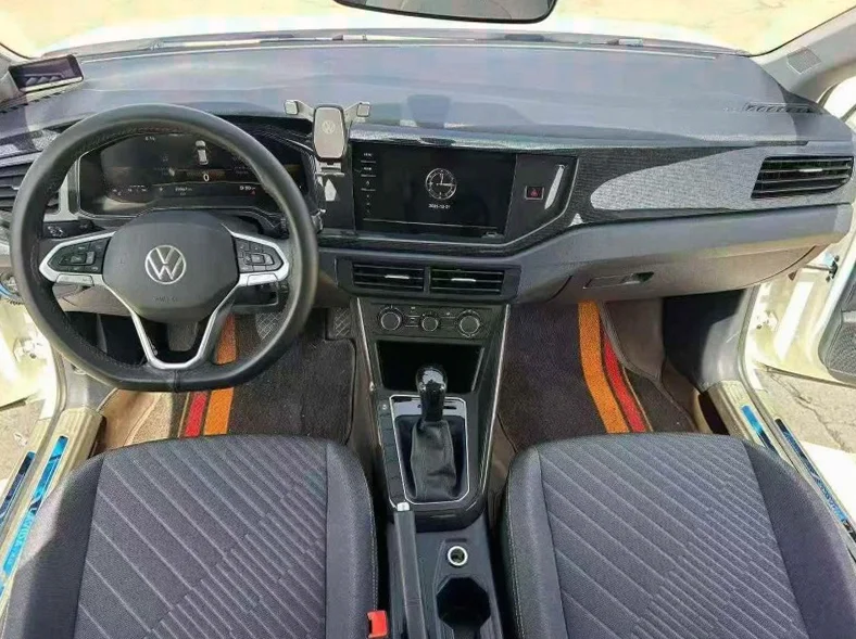 大众朗逸 后面外观一