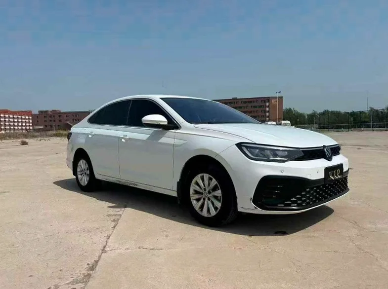 大众朗逸 正面外观二