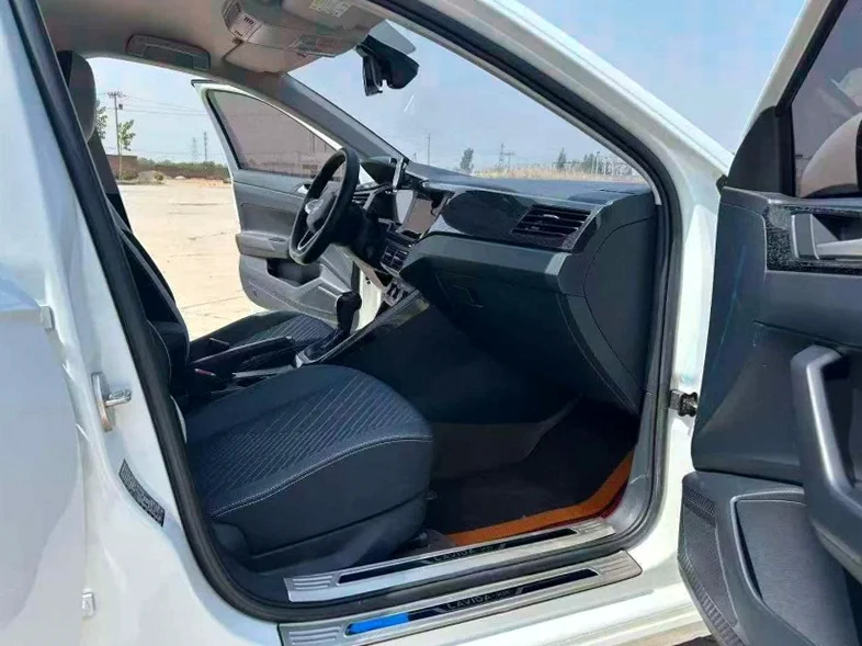 大众朗逸 后面外观三