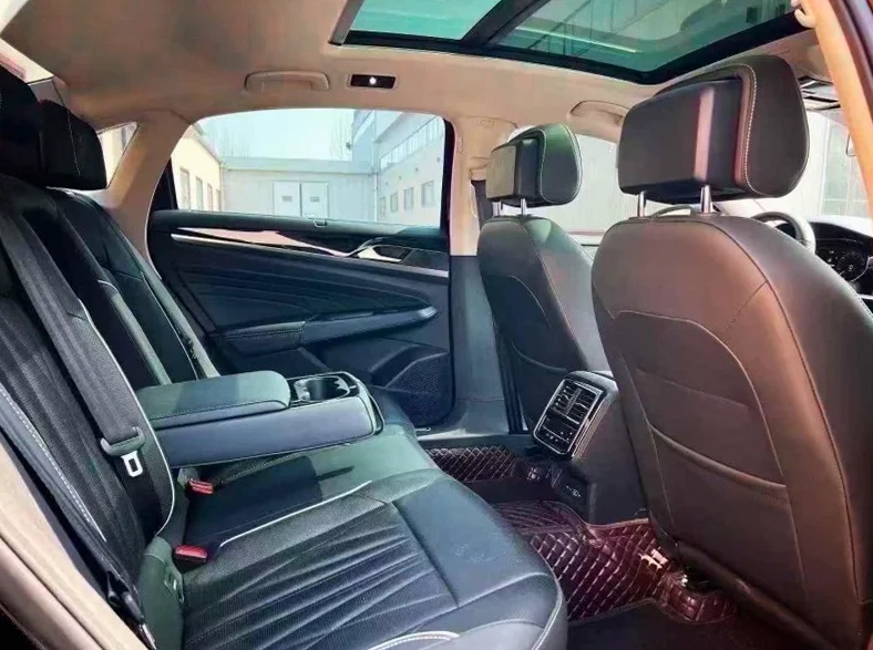 大众帕萨特 后面外观二