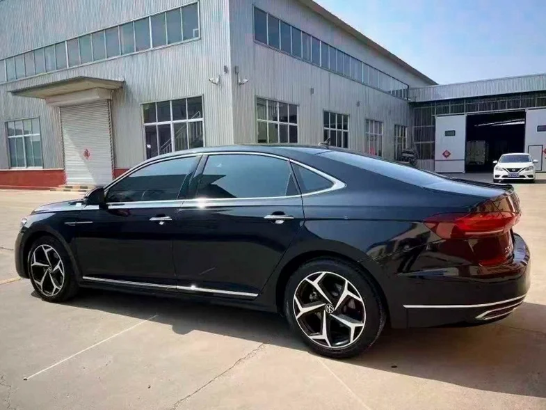 大众帕萨特 驾驶室