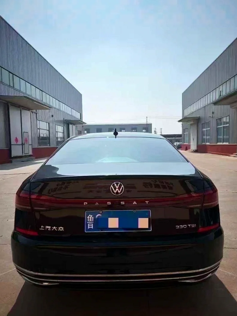 大众帕萨特 内饰后排