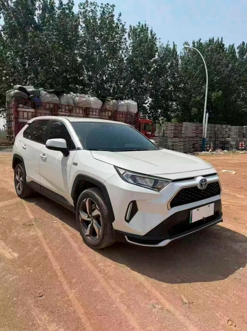 丰田RAV4荣放 后面外观一