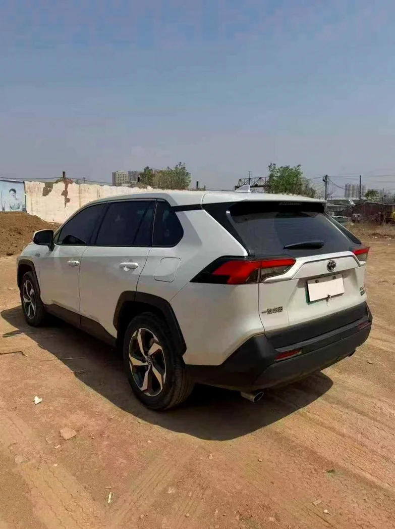 丰田RAV4荣放 后面外观三