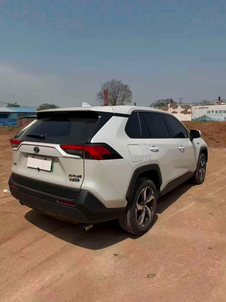 丰田RAV4荣放 内饰前排