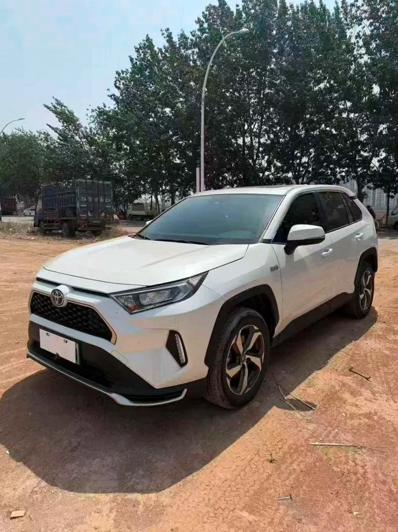 丰田RAV4荣放 正面外观二