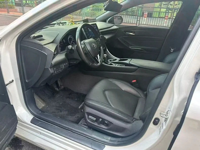 丰田亚洲龙 内饰后排