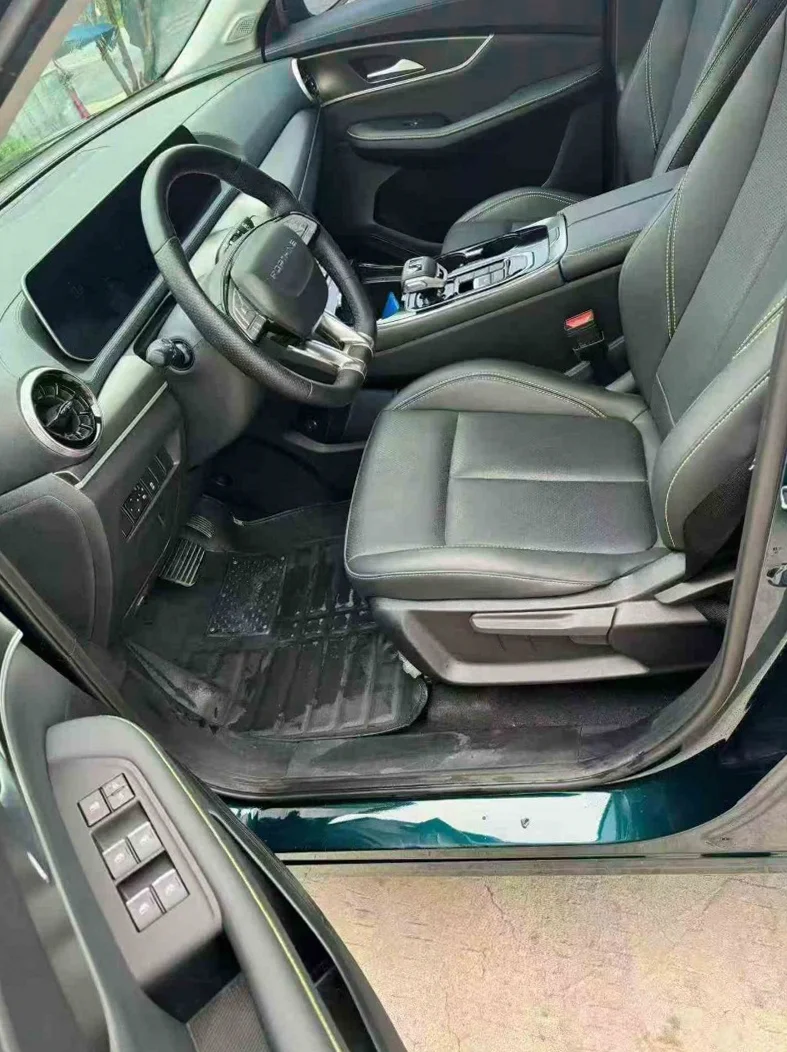 风行东风 正面外观三