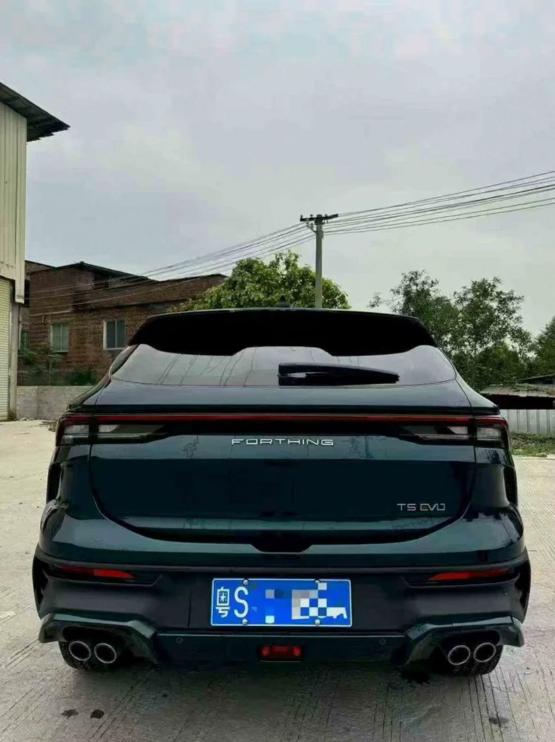 风行东风 内饰后排