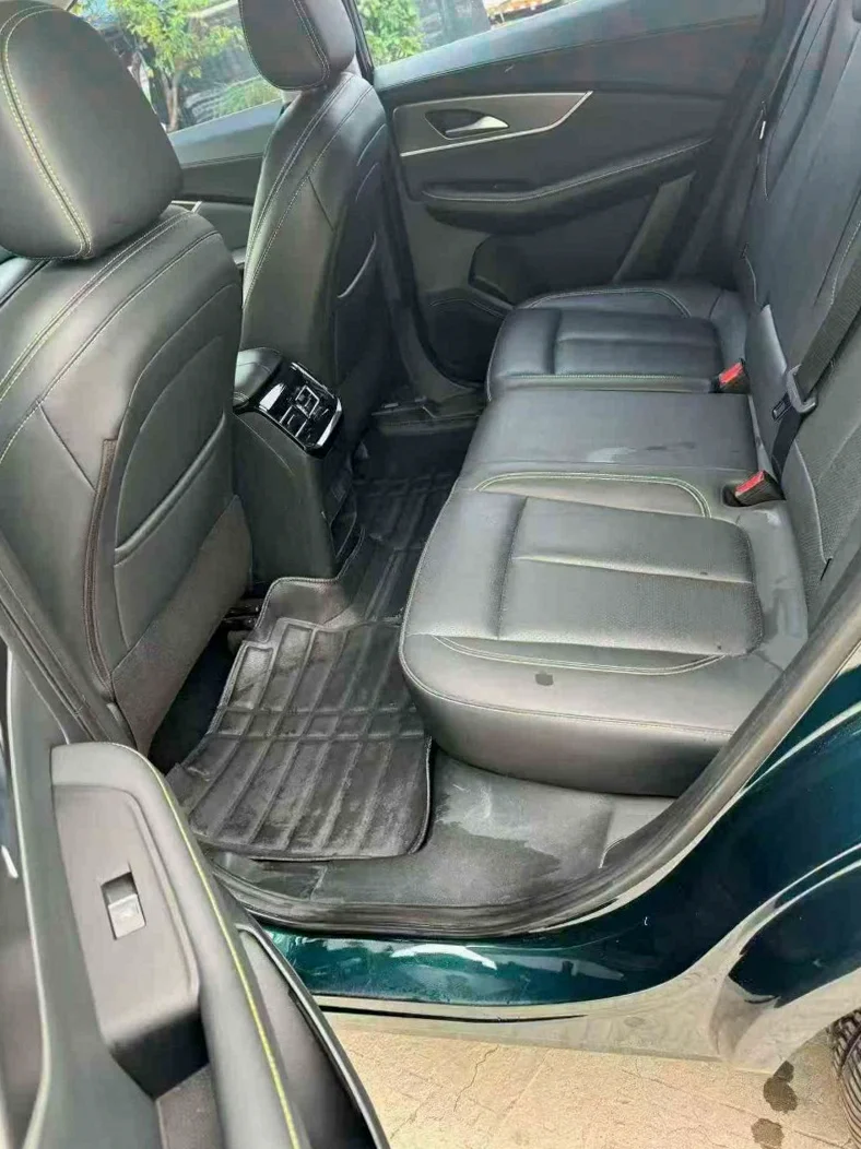 风行东风 后面外观一