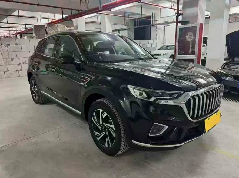 红旗HS5 正面外观三