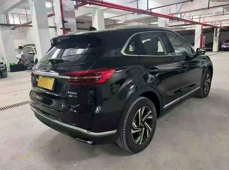 红旗HS5 内饰前排