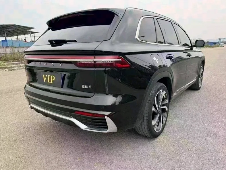 吉利星越 后面外观三