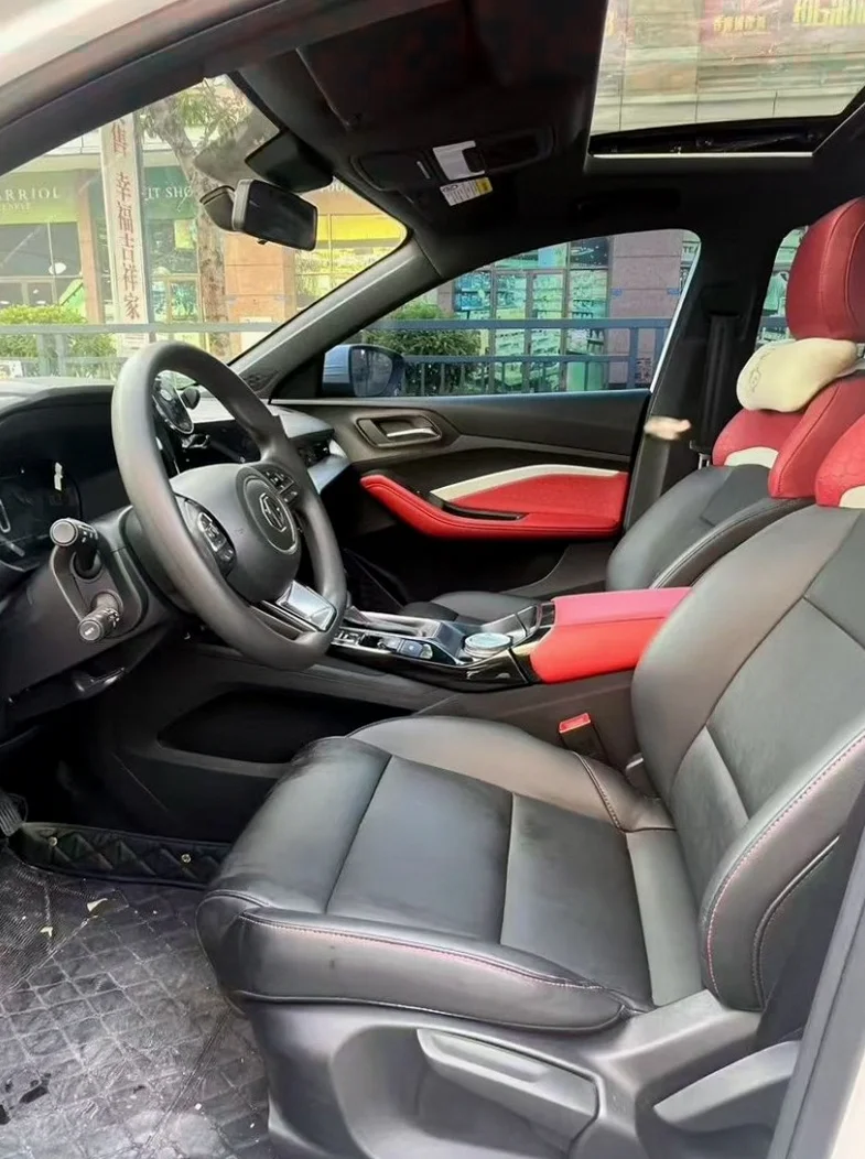 名爵5 后面外观一