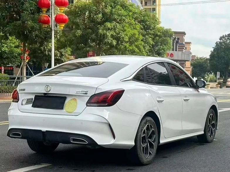 名爵5 内饰前排