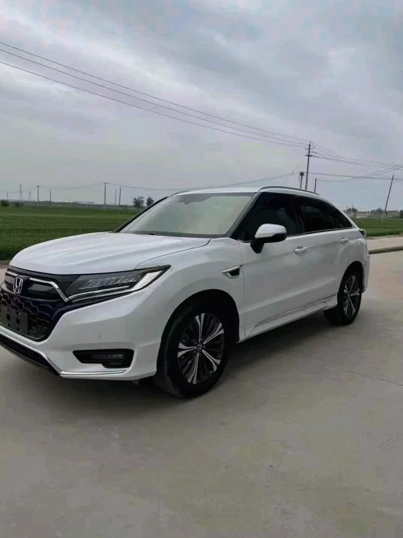 本田URV 正面外观三