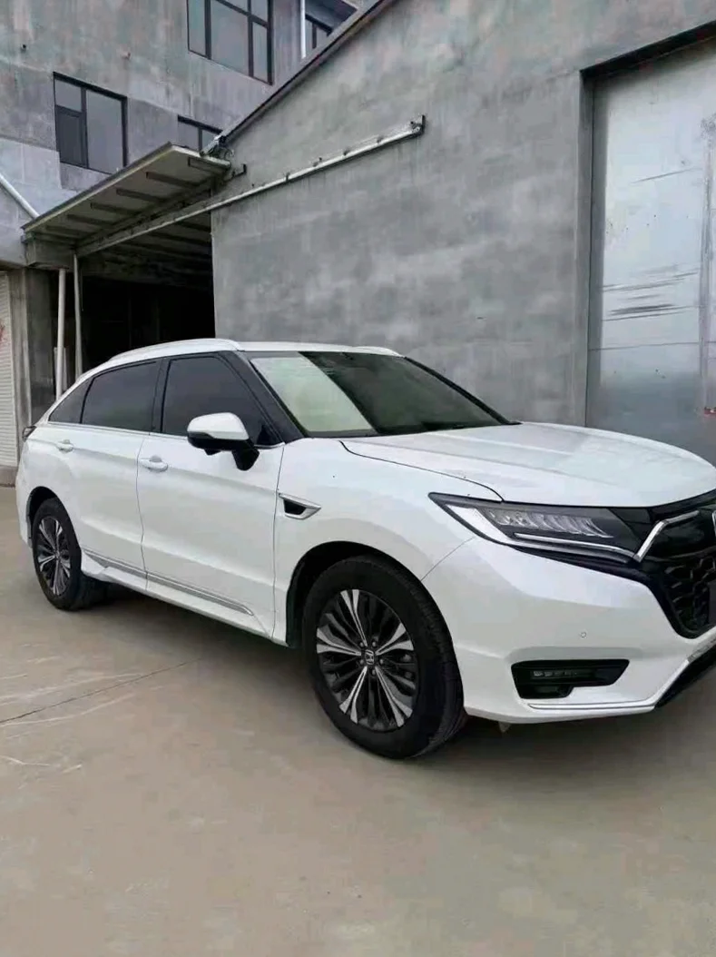 本田URV 正面外观二