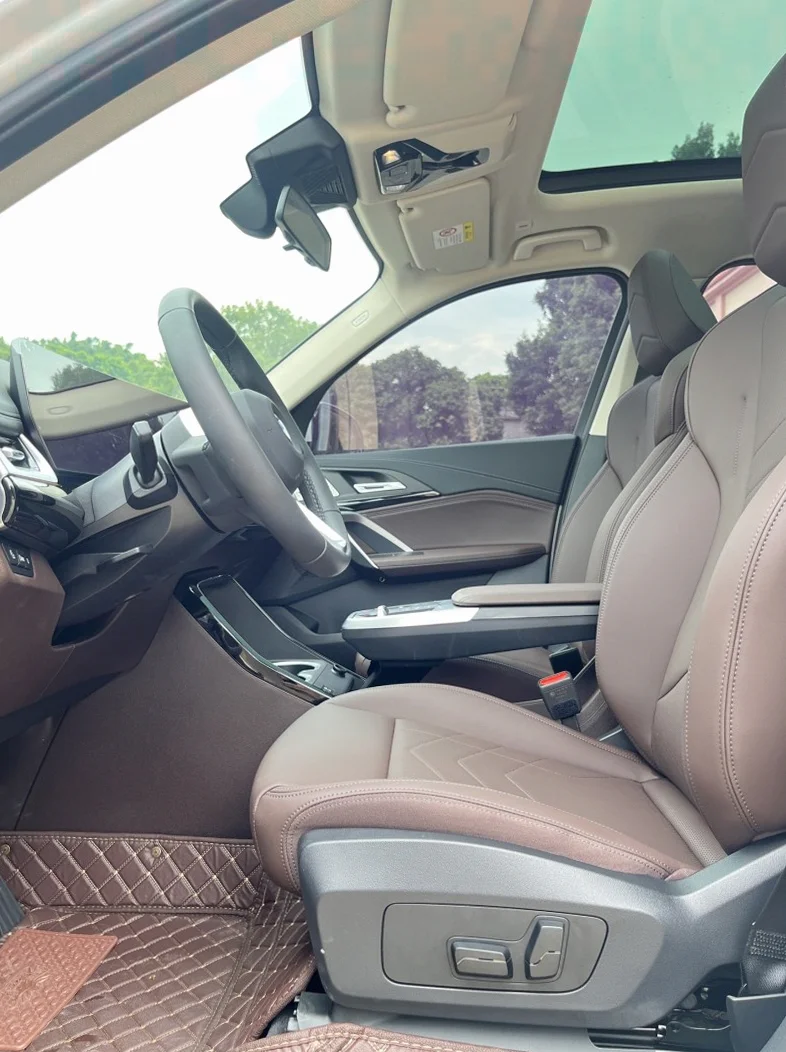 X1宝马 内饰后排